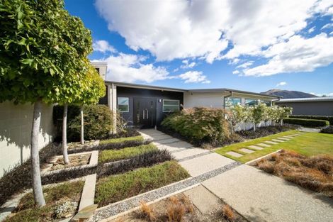Photo of property in 27 Infinity Drive, Wanaka, 9305
