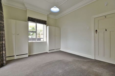 Photo of property in 64 Hargest Crescent, Saint Kilda, Dunedin, 9012