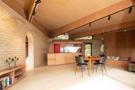 Photo of property in 109b Cliffs Road, Saint Clair, Dunedin, 9012