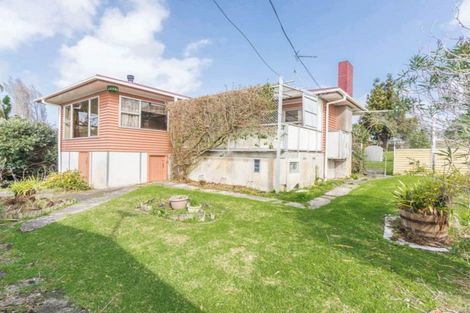 Photo of property in 8 Sarona Avenue, Glen Eden, Auckland, 0602