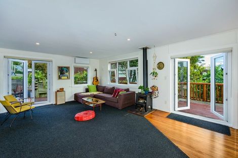 Photo of property in 10 Cornwall Road, Lyttelton, 8082