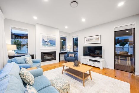 Photo of property in 3 Keel Street, Long Bay, Auckland, 0630