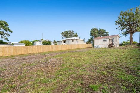 Photo of property in 929 Whangaparaoa Road, Manly, Whangaparaoa, 0930