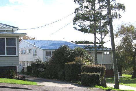 Photo of property in 60 Totara Road, Te Atatu Peninsula, Auckland, 0610