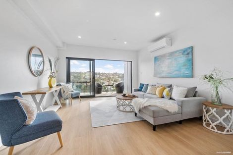 Photo of property in 5/28 Ludlow Terrace, Totara Vale, Auckland, 0627
