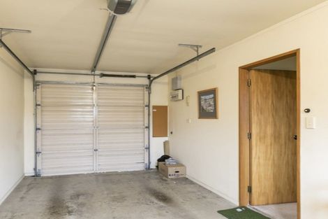 Photo of property in 8 Scorian Close, Karori, Wellington, 6012