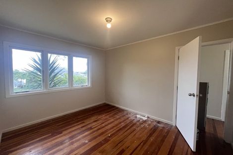 Photo of property in 3 Ozich Avenue, Te Atatu South, Auckland, 0610