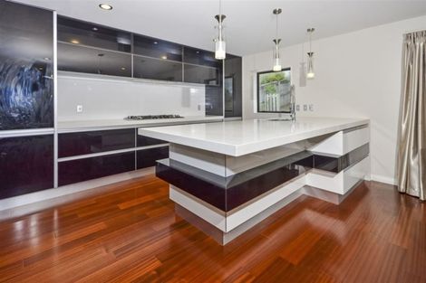 Photo of property in 99 Laurel Oak Drive, Schnapper Rock, Auckland, 0632