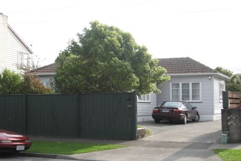 Photo of property in 56 Oxford Terrace, Epuni, Lower Hutt, 5011