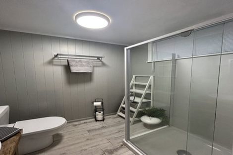 Photo of property in Avon Flats, 4/217 The Terrace, Wellington Central, Wellington, 6011