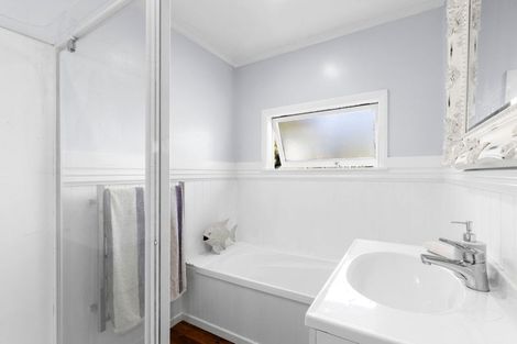 Photo of property in 684 Abel Tasman Drive, Clifton, Takaka, 7183