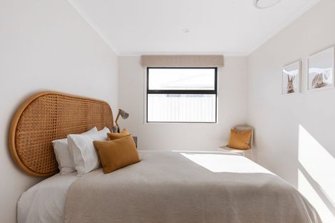 Photo of property in 26 Tabraham Crescent, Pyes Pa, 3112