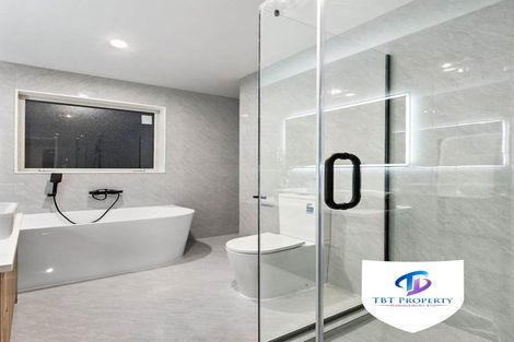 Photo of property in 17 Bushfield Drive, Flat Bush, Auckland, 2019