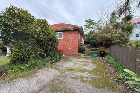 Photo of property in 84 Sunshine Avenue, Karori, Wellington, 6012