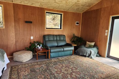 Photo of property in 7 Potter Street, Kohukohu, 0491