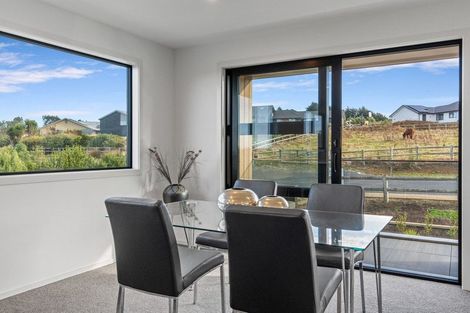 Photo of property in 22 Macleod Avenue, Halfway Bush, Dunedin, 9010