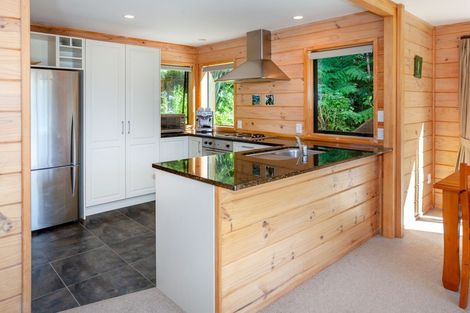 Photo of property in 5 Waihirere Drive, Tuateawa, Coromandel, 3583