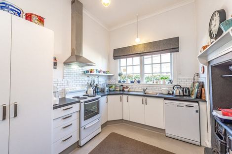 Photo of property in 66 Portal Street, Durie Hill, Whanganui, 4500