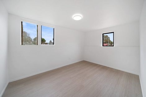 Photo of property in 15 Penderford Place, Mangere East, Auckland, 2024