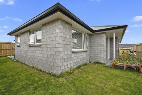 Photo of property in 18 Lomay Place, Te Puke, 3119