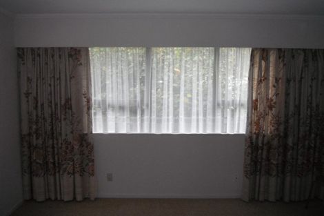 Photo of property in 44 Saint Ronans Avenue, Waterloo, Lower Hutt, 5011