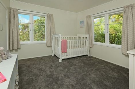 Photo of property in 64b Colwill Road, Massey, Auckland, 0614