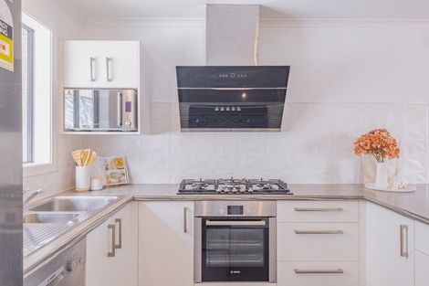 Photo of property in 8 Heathfield Avenue, Huntington, Hamilton, 3210