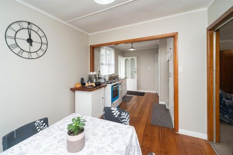 Photo of property in 10 Potaka Street, Marton, 4710