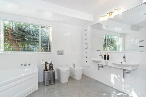 Photo of property in 33c Tay Street, Mount Maunganui, 3116