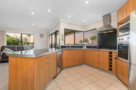 Photo of property in 4 Orion Drive, Welcome Bay, Tauranga, 3112