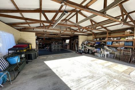 Photo of property in 22 Lyndhurst Street, Westport, 7825