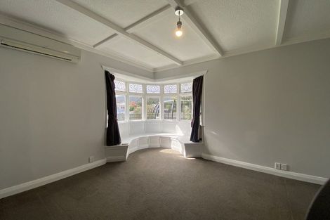 Photo of property in 8 Guthrie Street, Waterloo, Lower Hutt, 5011