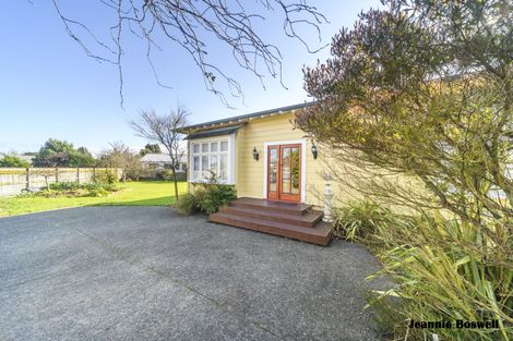 Photo of property in 122 Linton Street, West End, Palmerston North, 4410
