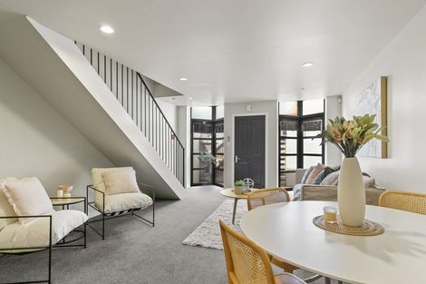 Photo of property in Mendosa Terraces Apartments, 14/9 Ebor Street, Te Aro, Wellington, 6011