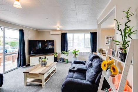 Photo of property in 4 Otatara Road, Taradale, Napier, 4112