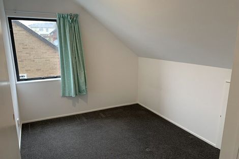 Photo of property in 37 Fields Parade, Oteha, Auckland, 0632