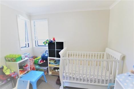 Photo of property in 77 Mountain Road, Mangere Bridge, Auckland, 2022