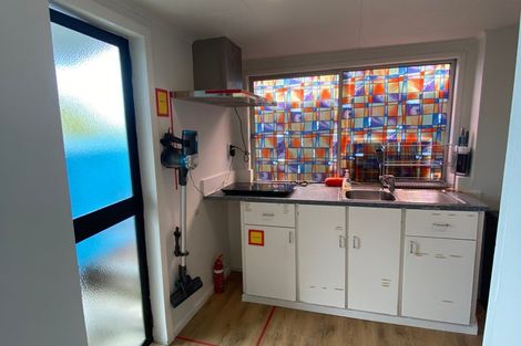 Photo of property in 104 Ruskin Road, Newlands, Wellington, 6037