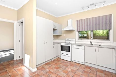 Photo of property in 6 Norwood Street, Beckenham, Christchurch, 8023