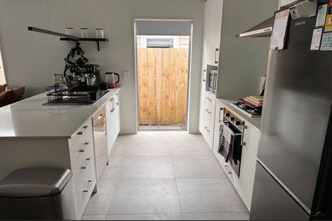 Photo of property in 21 Kutukutu Street, Takanini, 2112