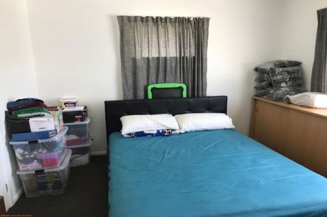 Photo of property in 27 Collins Road, Melville, Hamilton, 3206
