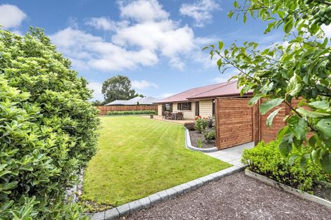 Photo of property in 92 Acacia Avenue, Rangiora, 7400