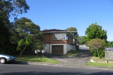 Photo of property in 2/112 Hillside Road, Glenfield, Auckland, 0627
