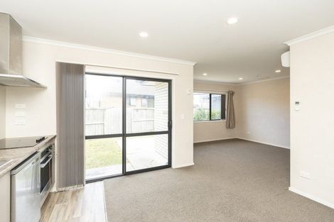 Photo of property in 123u4 Holland Road, Fairfield, Hamilton, 3214