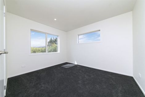 Photo of property in 13 Rauta Way, Helensville, 0800