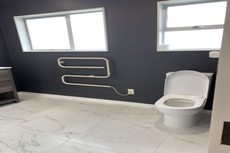 Photo of property in 50 Colwill Road, Massey, Auckland, 0614