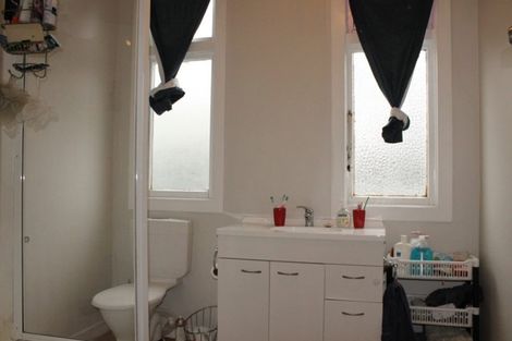 Photo of property in 180 Queen Street, Westport, 7825