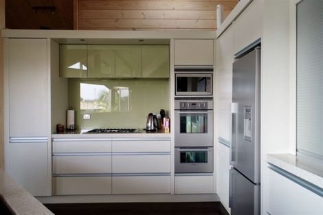 Photo of property in 1 Leeward Drive, Whitianga, 3510