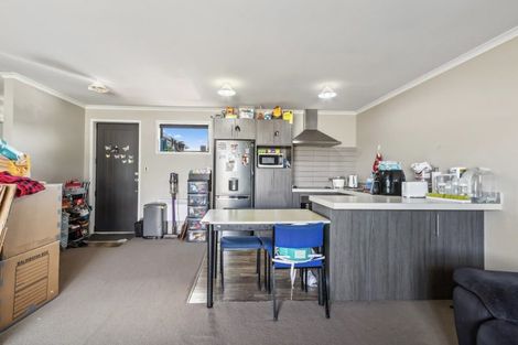 Photo of property in 102u9 Old Farm Road, Hamilton East, Hamilton, 3216