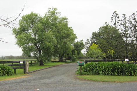 Photo of property in 285 Sutton Road, Drury, 2584